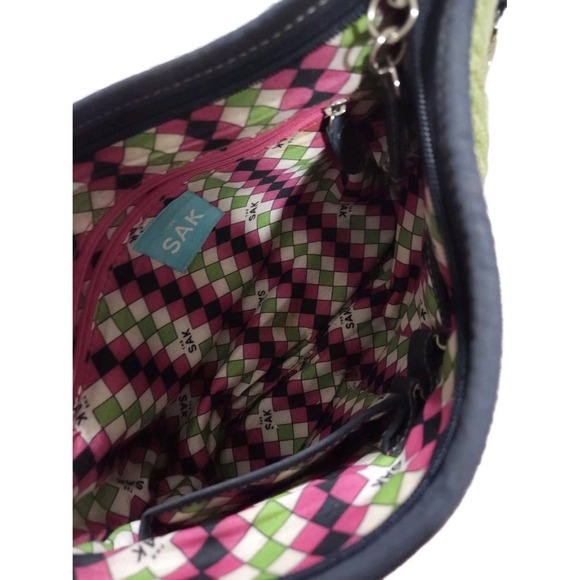 The Sak Women's Shoulder Bag Tote Woven  Green Crochet Knit Black strap handle - Picture 3 of 3